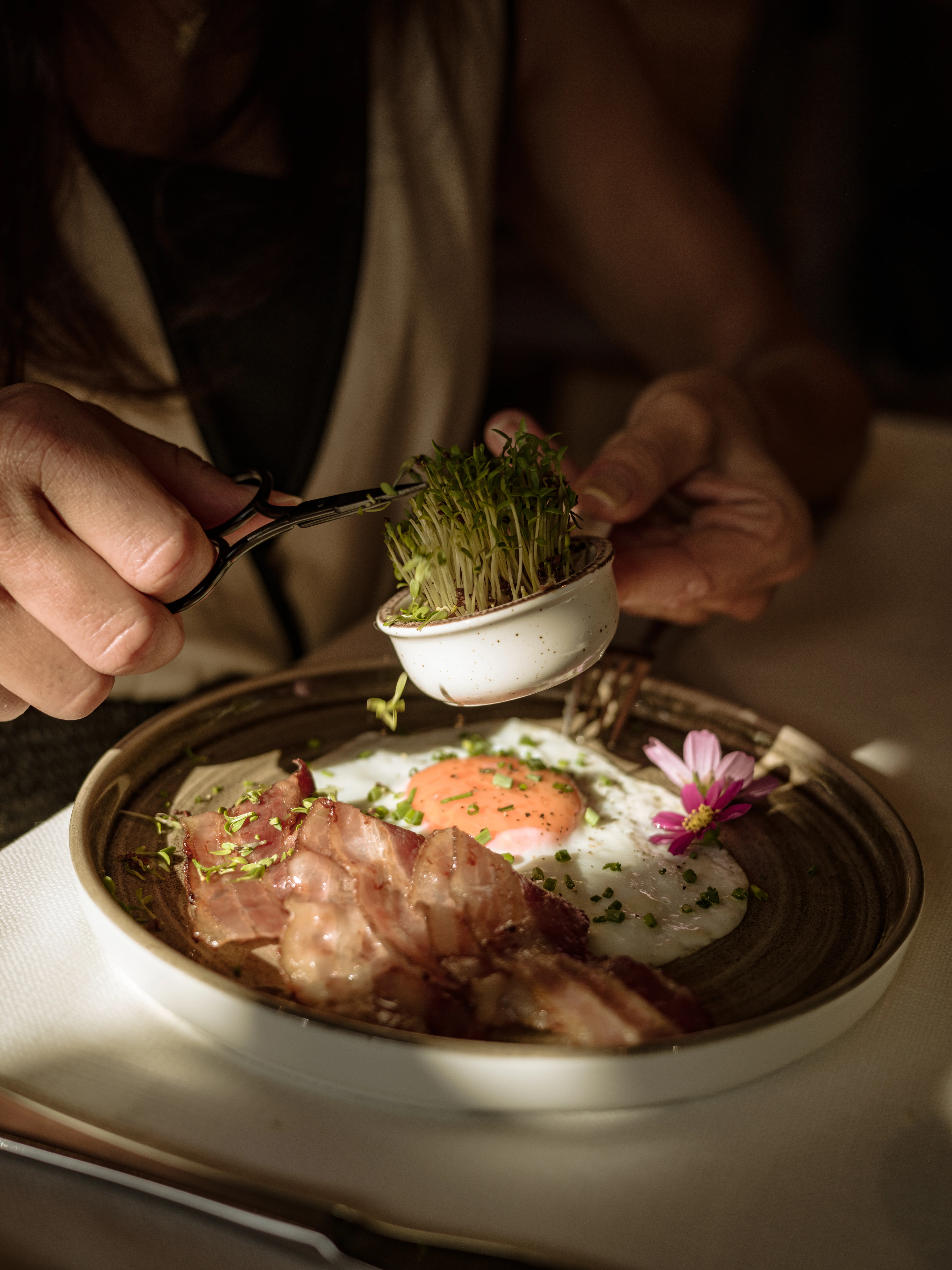 Ihr sucht eure Unterkunft mit Frühstück im Zillertal. Ihr sucht eure Unterkunft mit Frühstück im Zillertal.