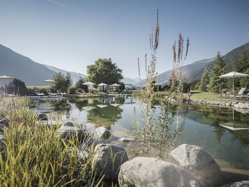 Euer Hotel mit Schwimmteich in Tirol.