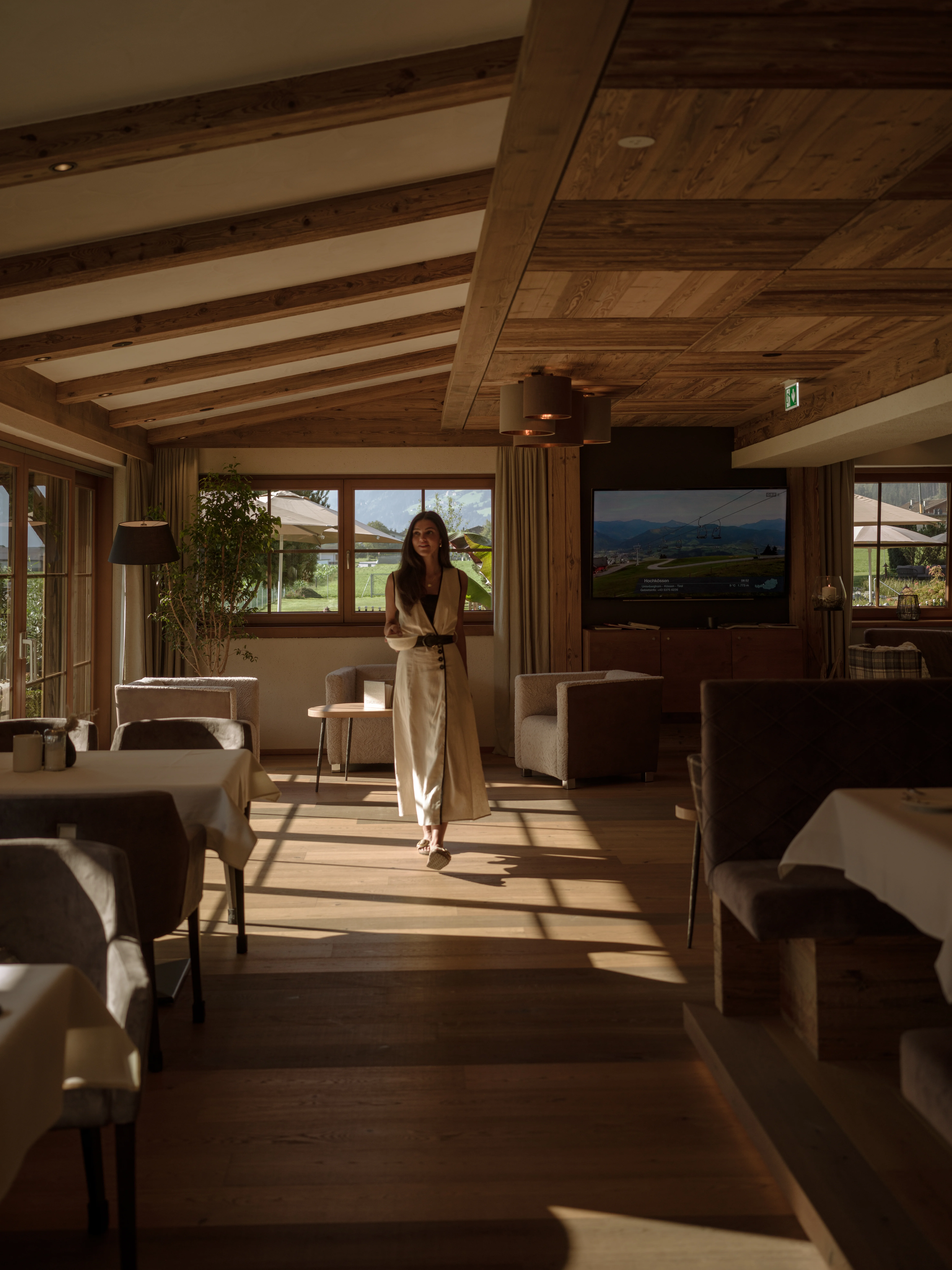 Ihr sucht eure Unterkunft mit Frühstück im Zillertal. Ihr sucht eure Unterkunft mit Frühstück im Zillertal.