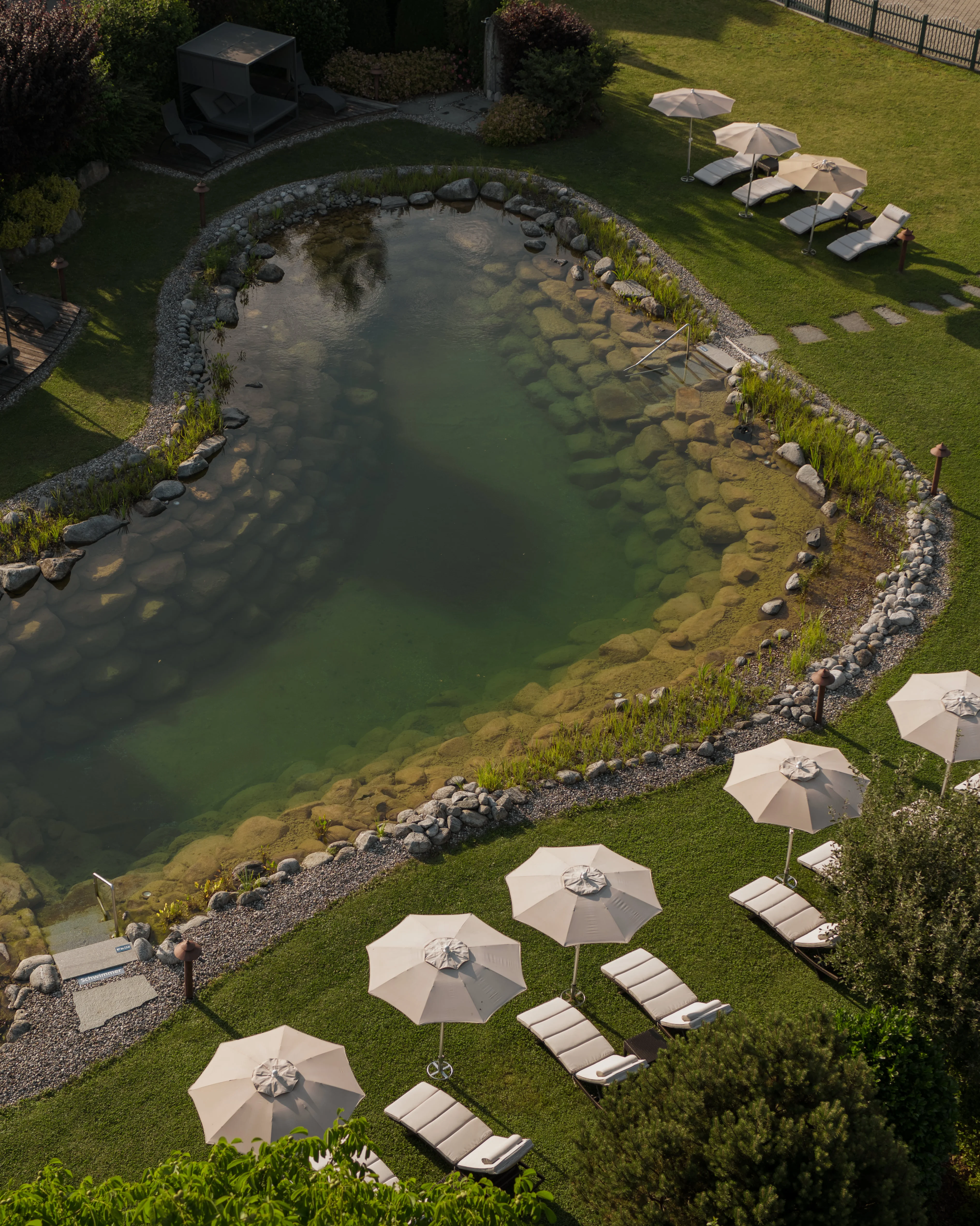 Euer Hotel mit Schwimmteich in Tirol. Euer Hotel mit Schwimmteich in Tirol.