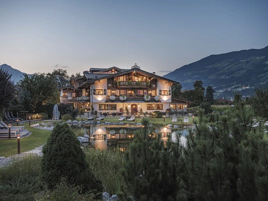 Euer Aparthotel im Zillertal – der Stacherhof Euer Aparthotel im Zillertal – der Stacherhof